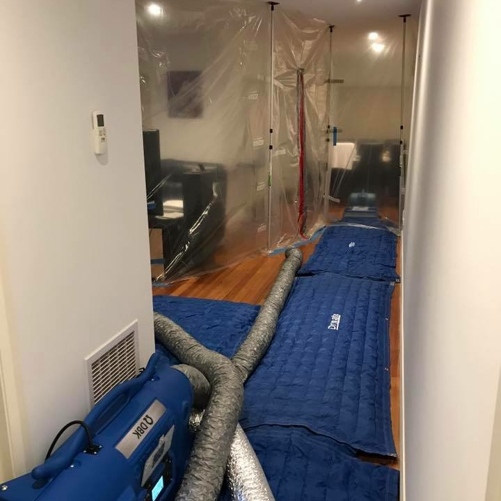Professional structural drying in Perth South for wet floors and water damaged rooms